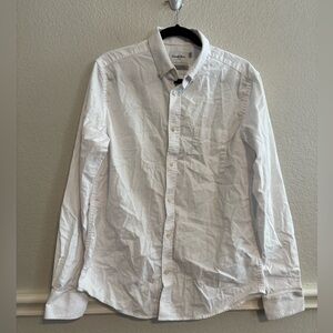 Goodfellow Men’s White Button-Up Long sleeve Shirt Size Medium